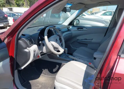 2013 Subaru Forester 2.5X Limited from USA, damaged, VIN JF2SHAEC4DH415082